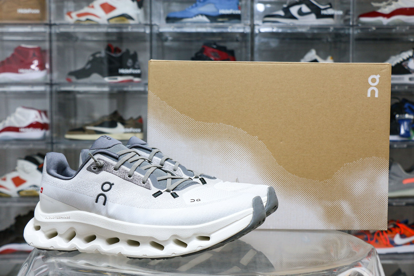 On Running Cloudtilt Rock Ivory