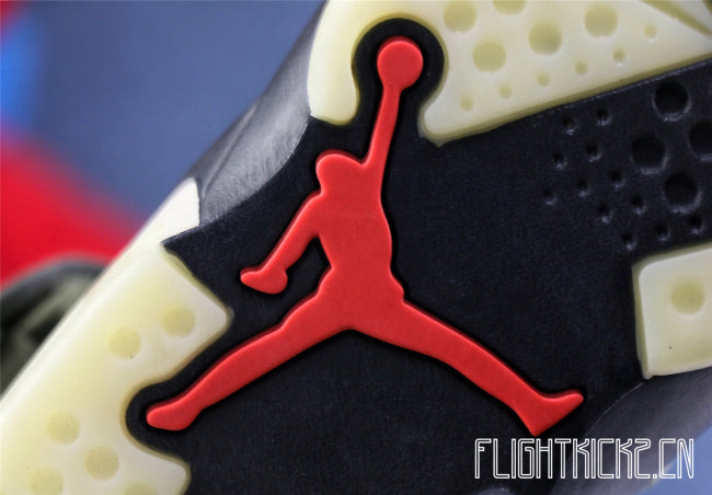 Travis Scott x Air Jordan 6 2019