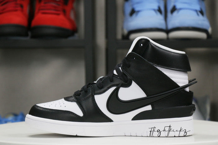 Nike Dunk High Ambush Black White