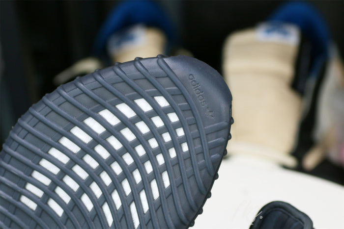 Yeezy Boost 350 V2 “Dark Salt” 2022