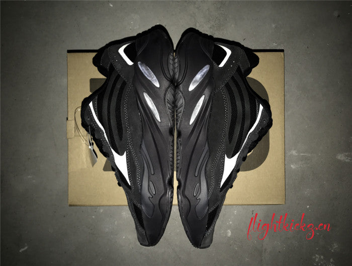 Yeezy Boost 700 V2 Vanta 2019