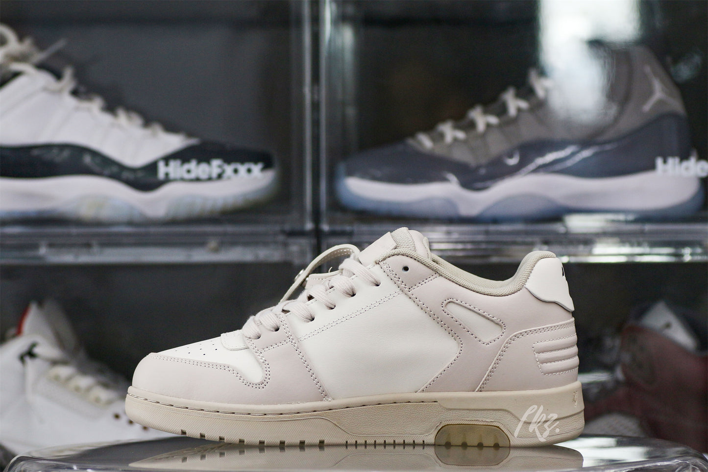 Off-White White & Beige 'Out Of Office' Sneakers