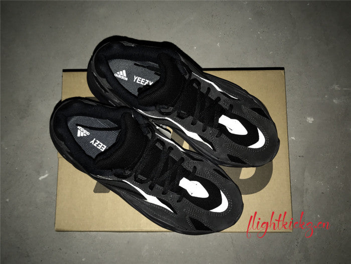 Yeezy Boost 700 V2 Vanta 2019