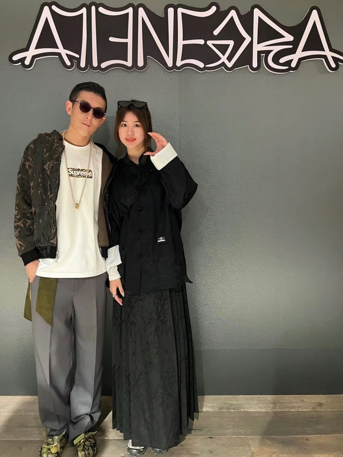 Suprem3 Shanghai Box Logo Tee