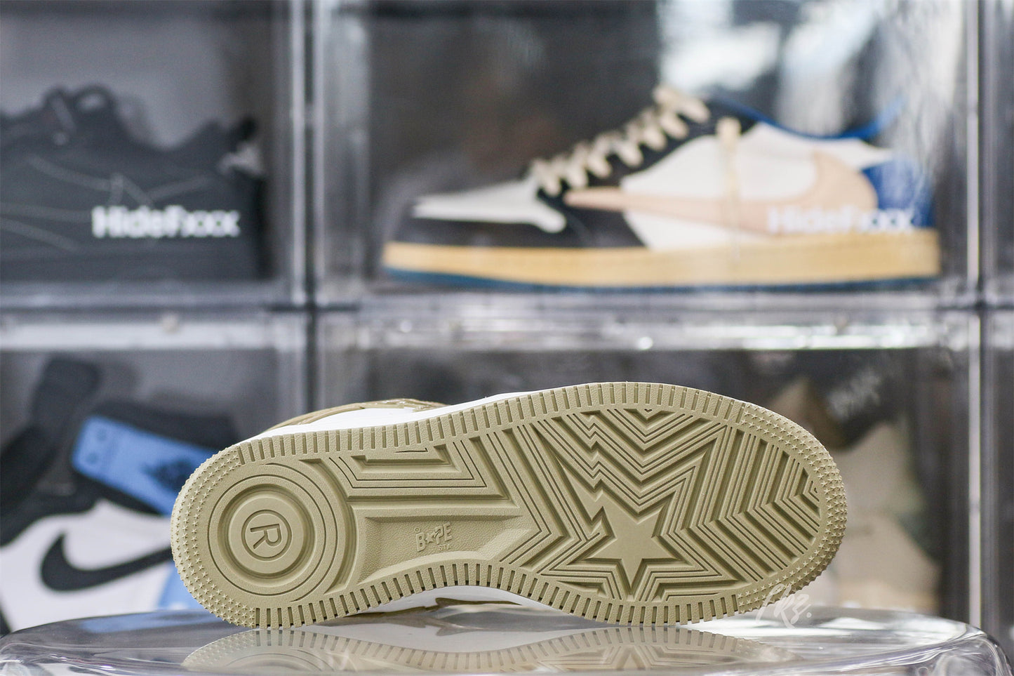 A Bathing Ape Bape Sta Patent Leather White Khaki (2023)