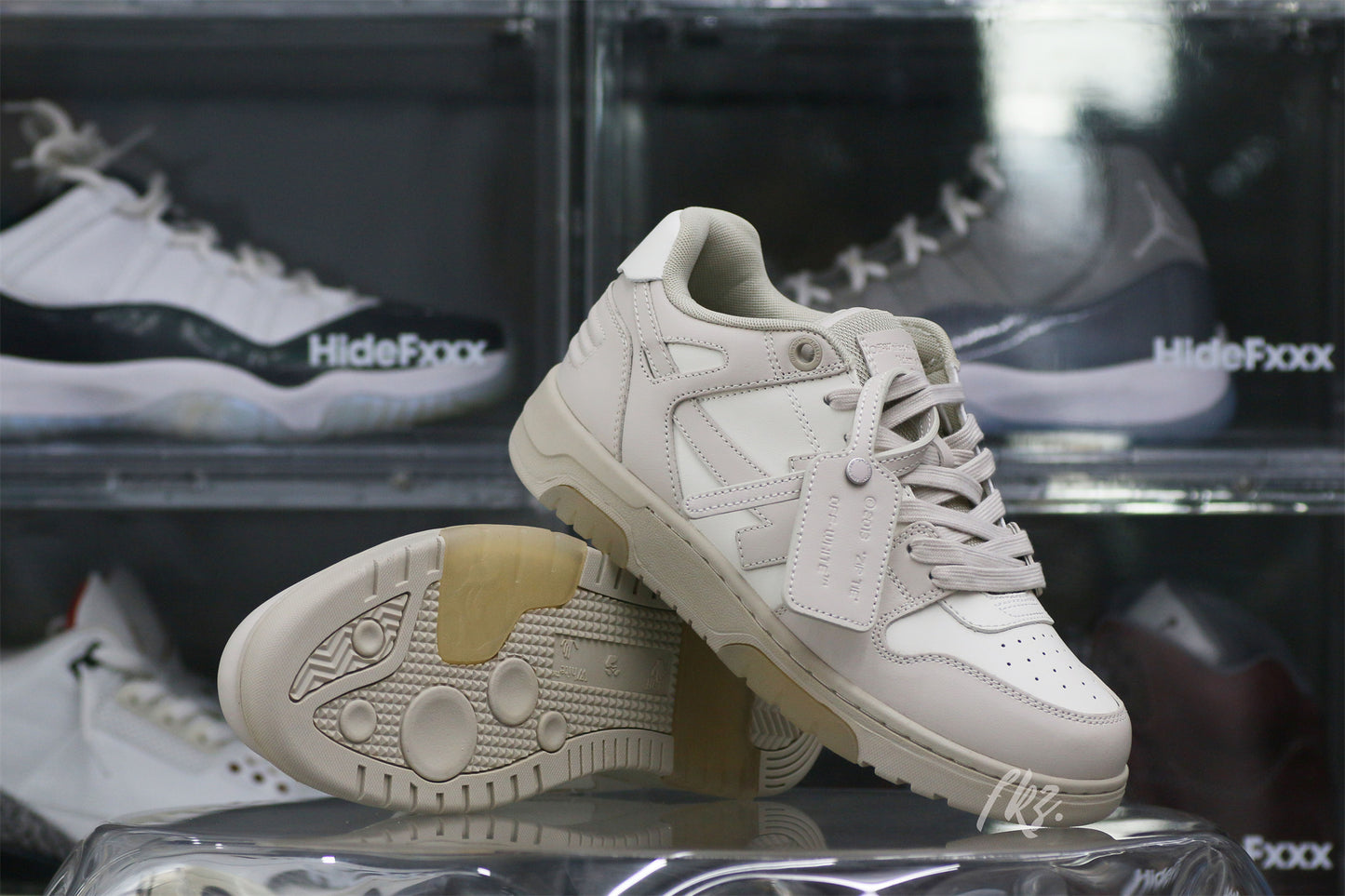 Off-White White & Beige 'Out Of Office' Sneakers