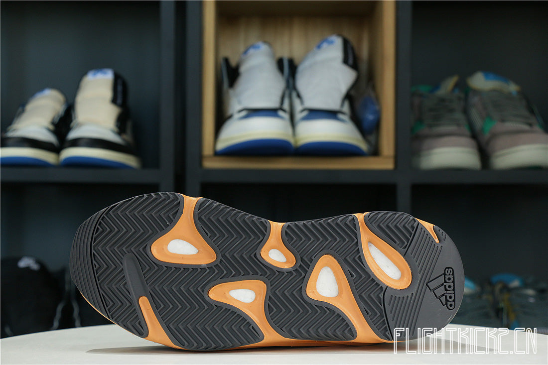 Yeezy Boost 700 Wash Orange 2021