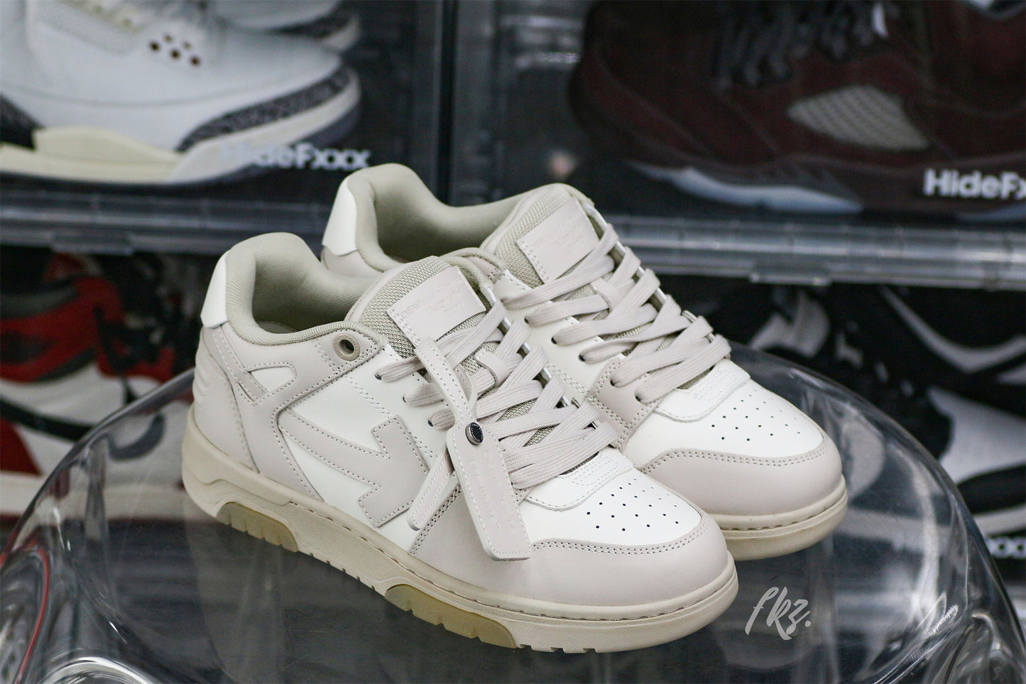 Off-White White & Beige 'Out Of Office' Sneakers