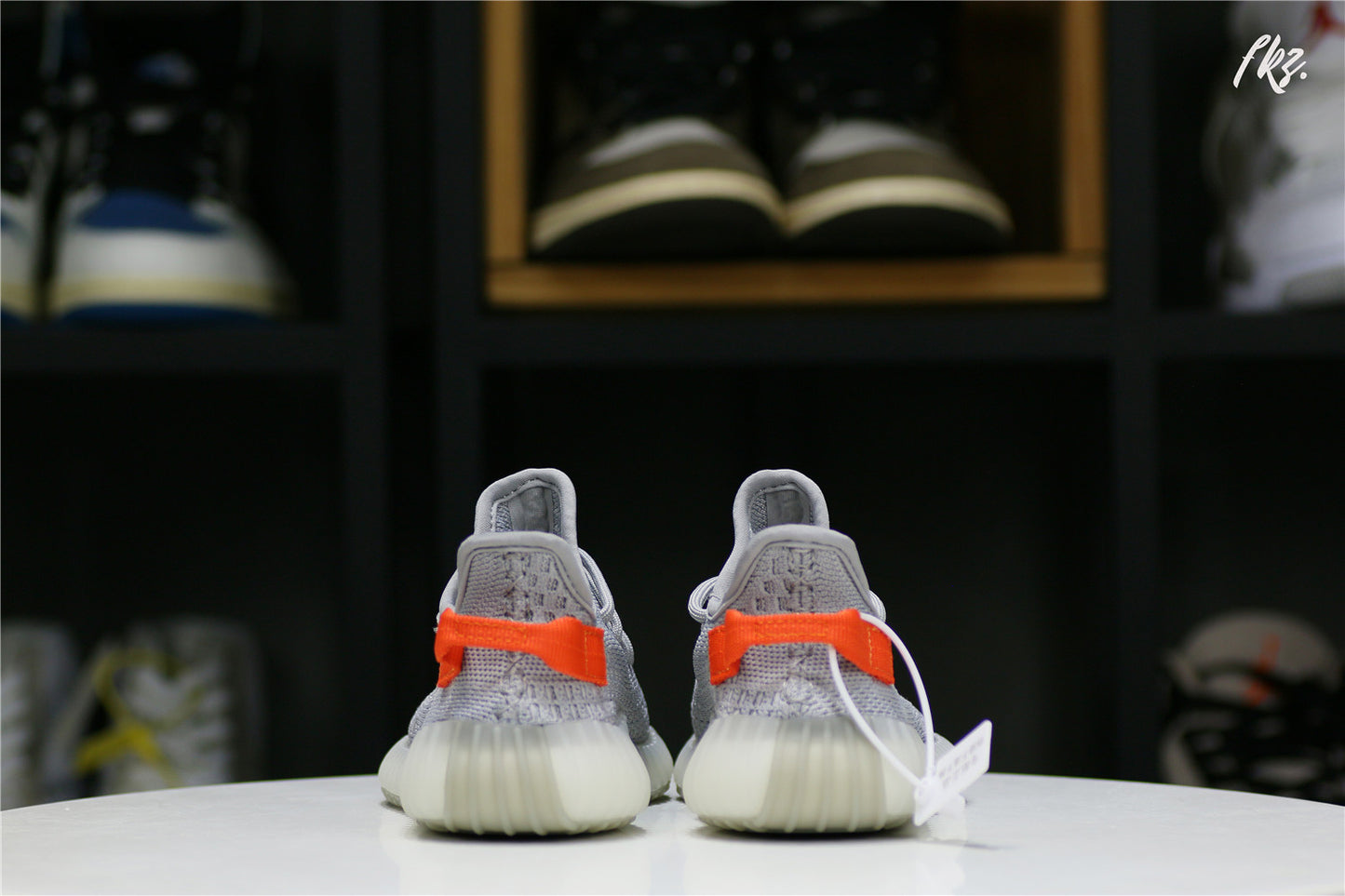 Yeezy 350 Boost Tail Light Kid (Ln5 A1)