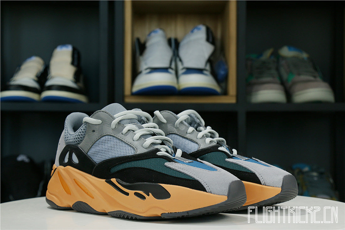 Yeezy Boost 700 Wash Orange 2021