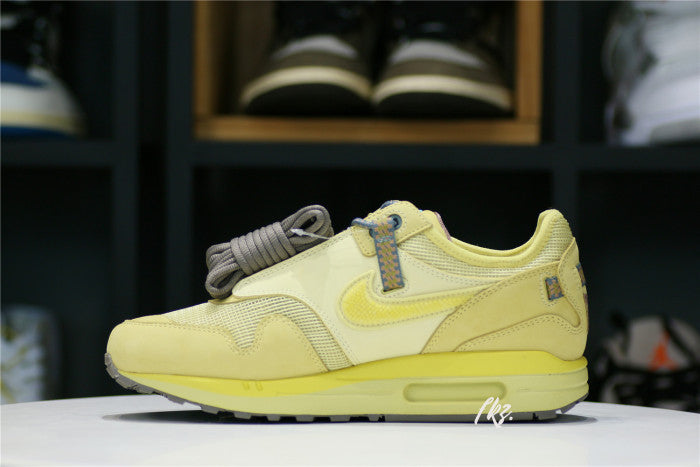 Nike Air Max 1 Travis Scott Cactus Jack Saturn Gold