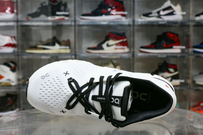 On Running Cloud X 4Ivory Black