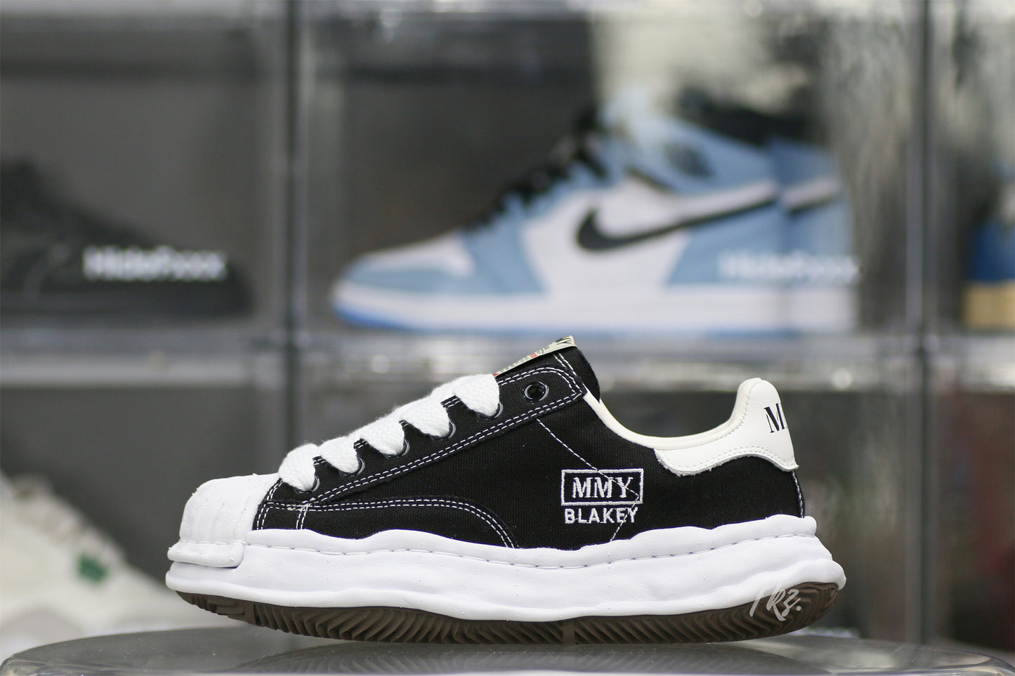 MaisOn Margiel@ Yasuhir0 Blakey low-top sneakers