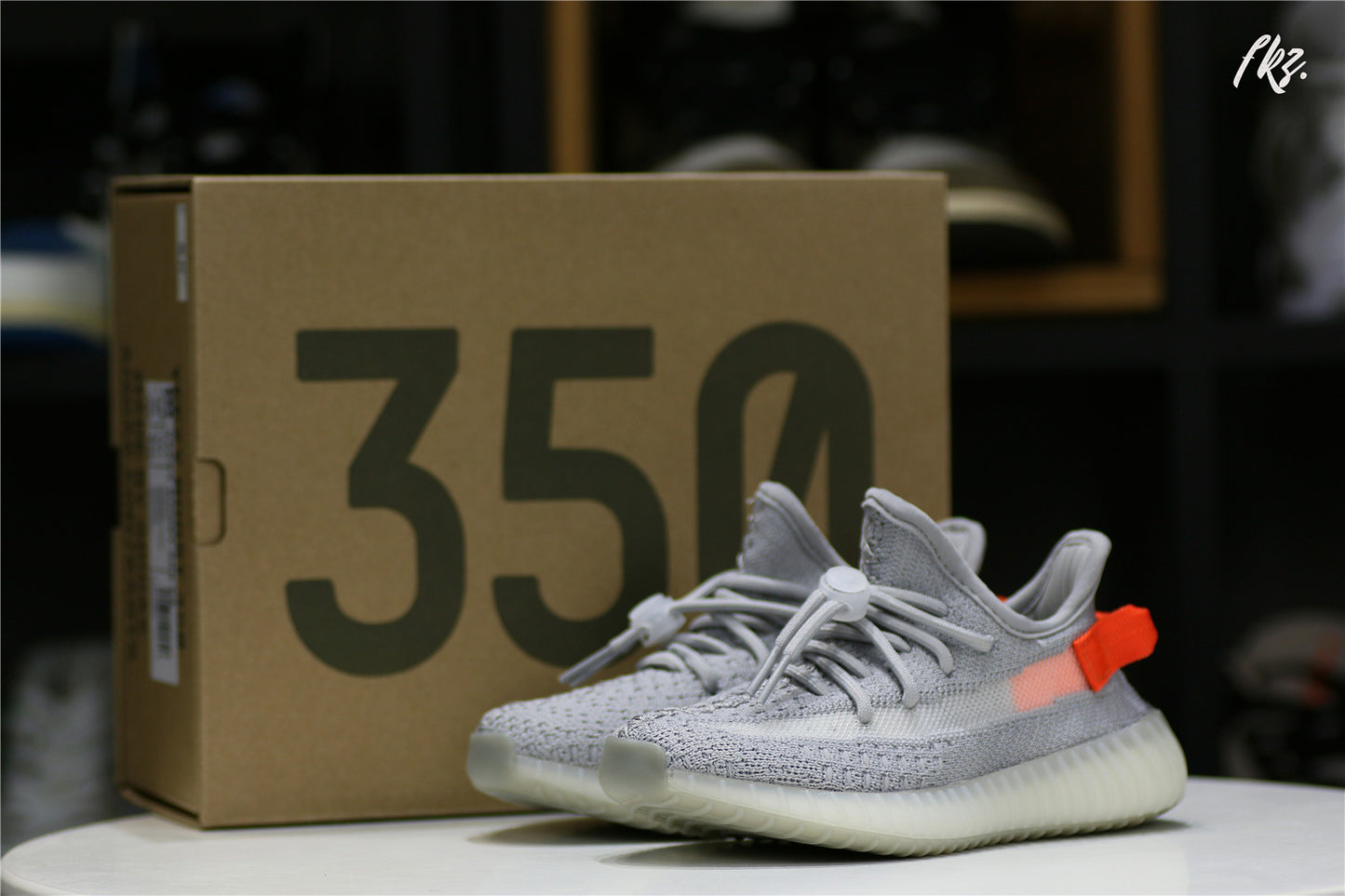 Yeezy 350 Boost Tail Light Kid (Ln5 A1)