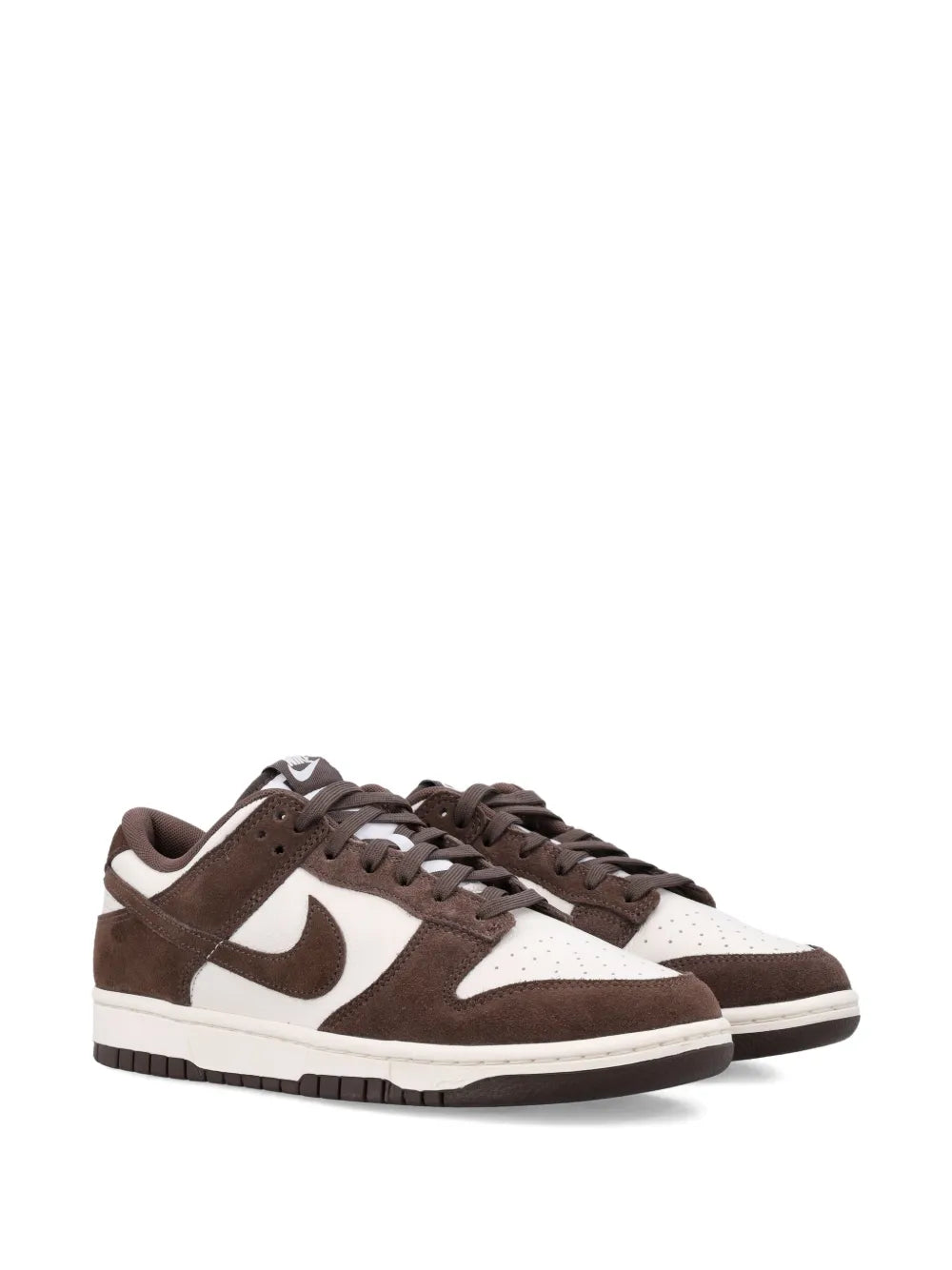 Nike Dunk Low sneakers