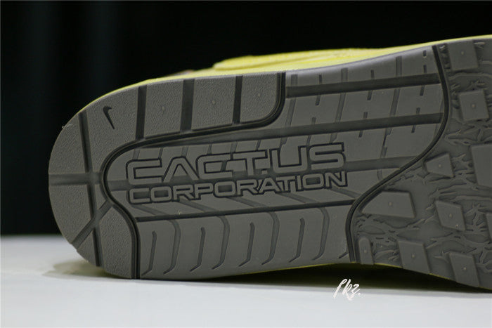 Nike Air Max 1 Travis Scott Cactus Jack Saturn Gold