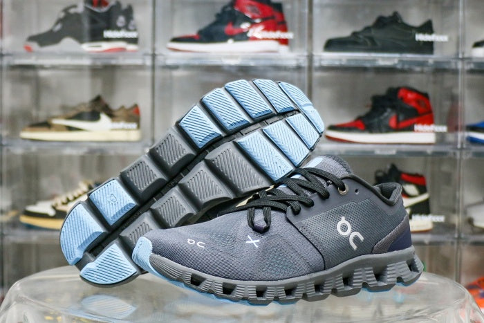 On Cloud X 3 Eclipse Magnet Black