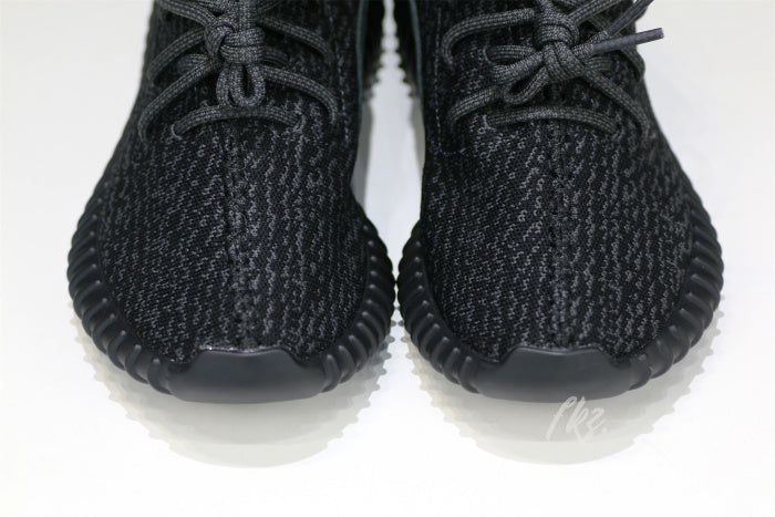 Yeezy 350 ‘Pirate Black' 2022
