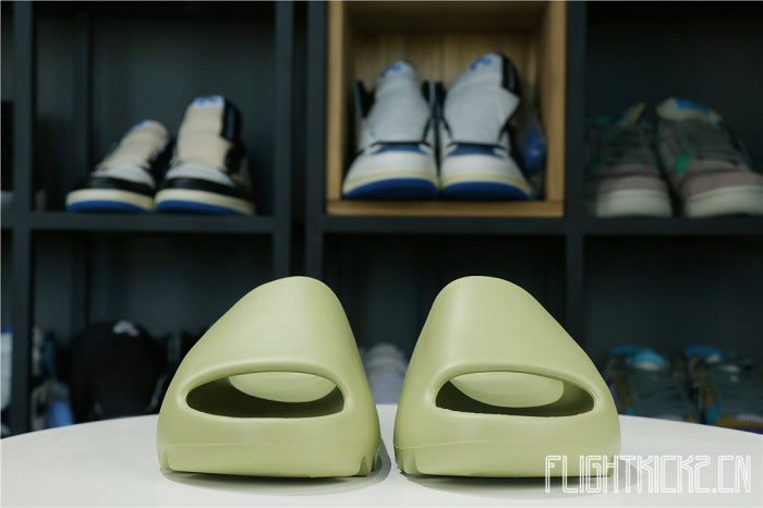 Kanye West Yeezy Slide Resin 2019(FX0494豆绿)(LN5 A1 Batch)