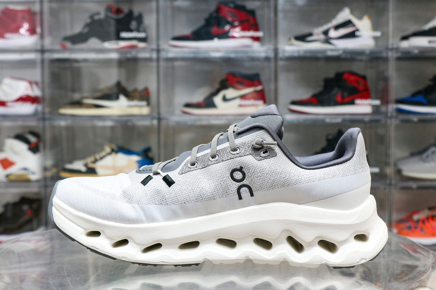 On Running Cloudtilt Rock Ivory