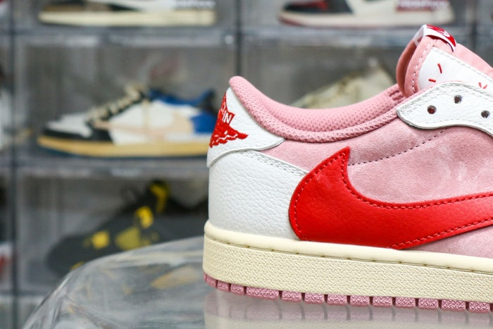 Travis Scott x Air Jordan 1 Low OG Shy Pink Red 2025