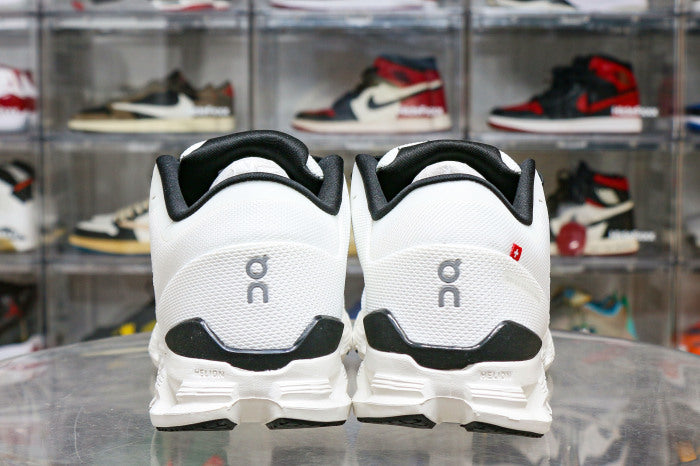 On Running Cloud X 4Ivory Black