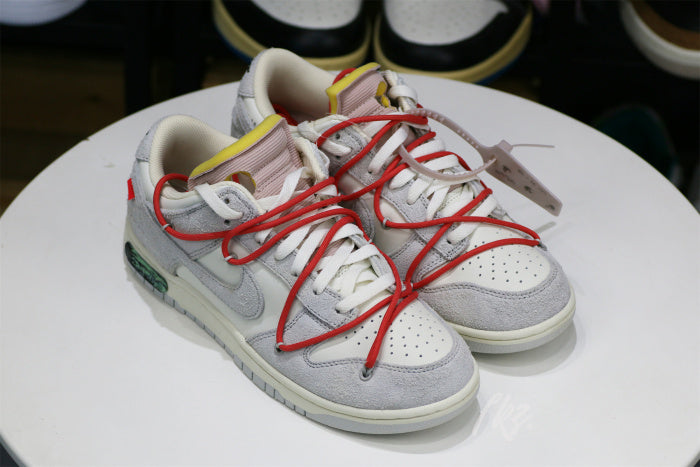 Nike Dunk Low Off-White Lot 33
