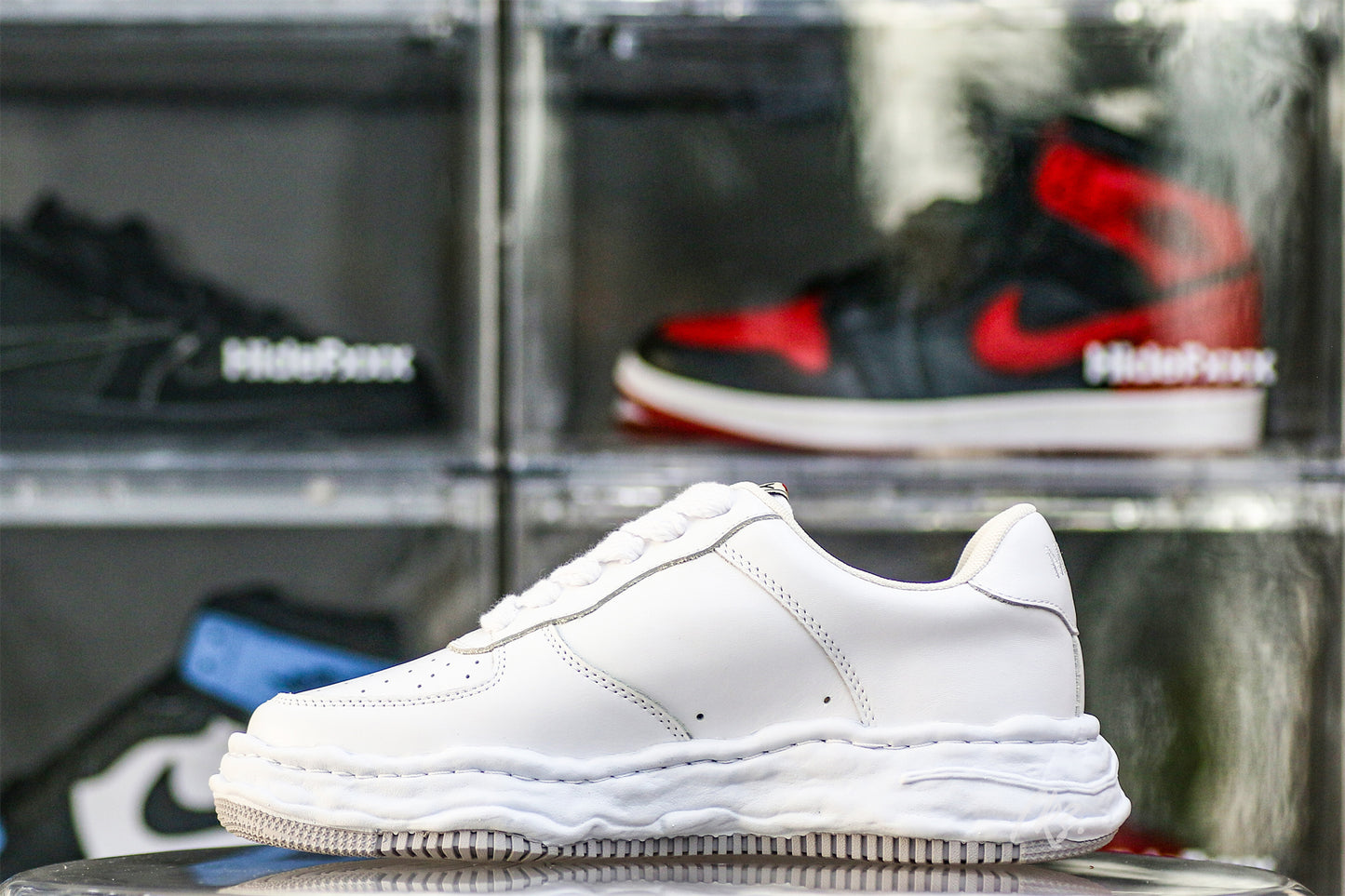 MaisOn Margiel@ Yasuhir0 perforated-detail low-top sneakers