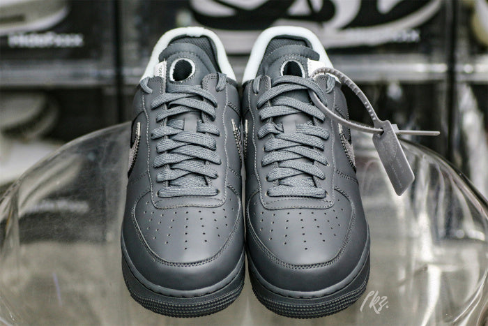 Off-White x Nike Air Force 1 Low Ghost Grey