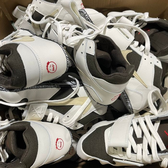 Travis Scott x Jordan Jumpman Jack Sail (LN5 A1)