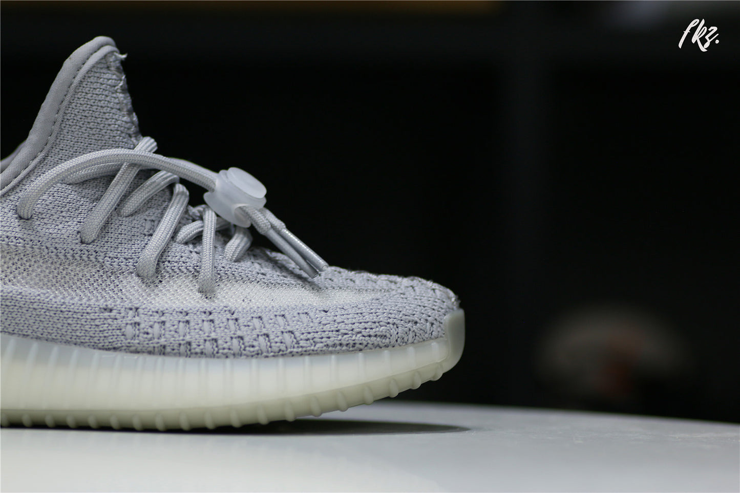 Yeezy 350 Boost Tail Light Kid (Ln5 A1)