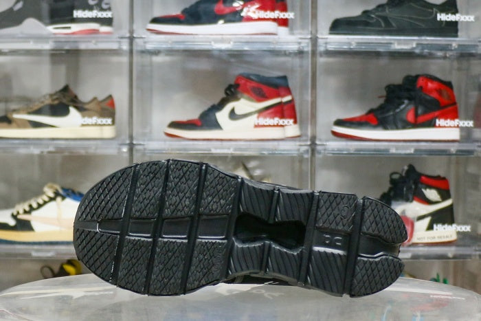 On Cloud X 4 Sneaker Triple Black