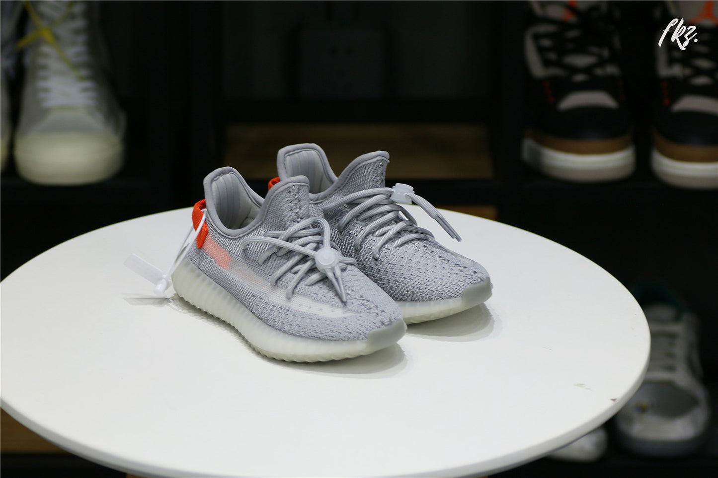 Yeezy 350 Boost Tail Light Kid (Ln5 A1)