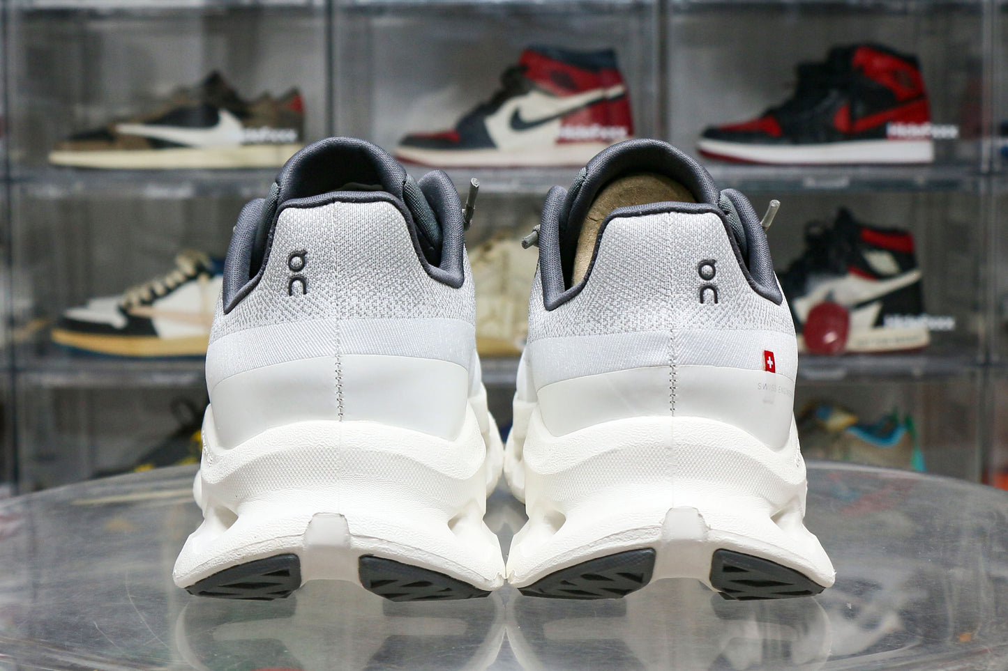 On Running Cloudtilt Rock Ivory