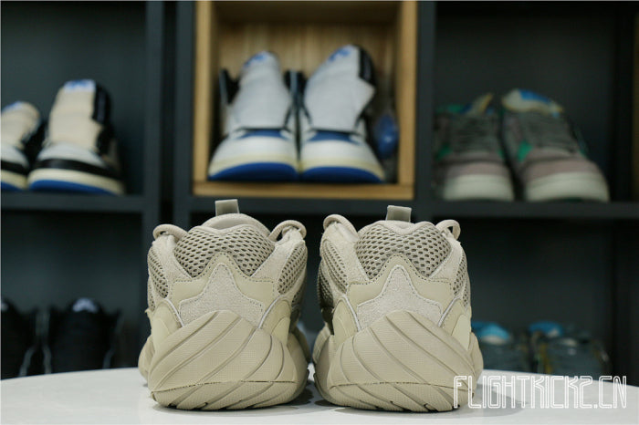 Yeezy Desert Rat 500 Taupe Light 2021