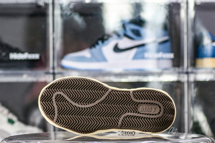 MaisOn Margiel@ Yasuhir0 chunky rubber sole white sneakers