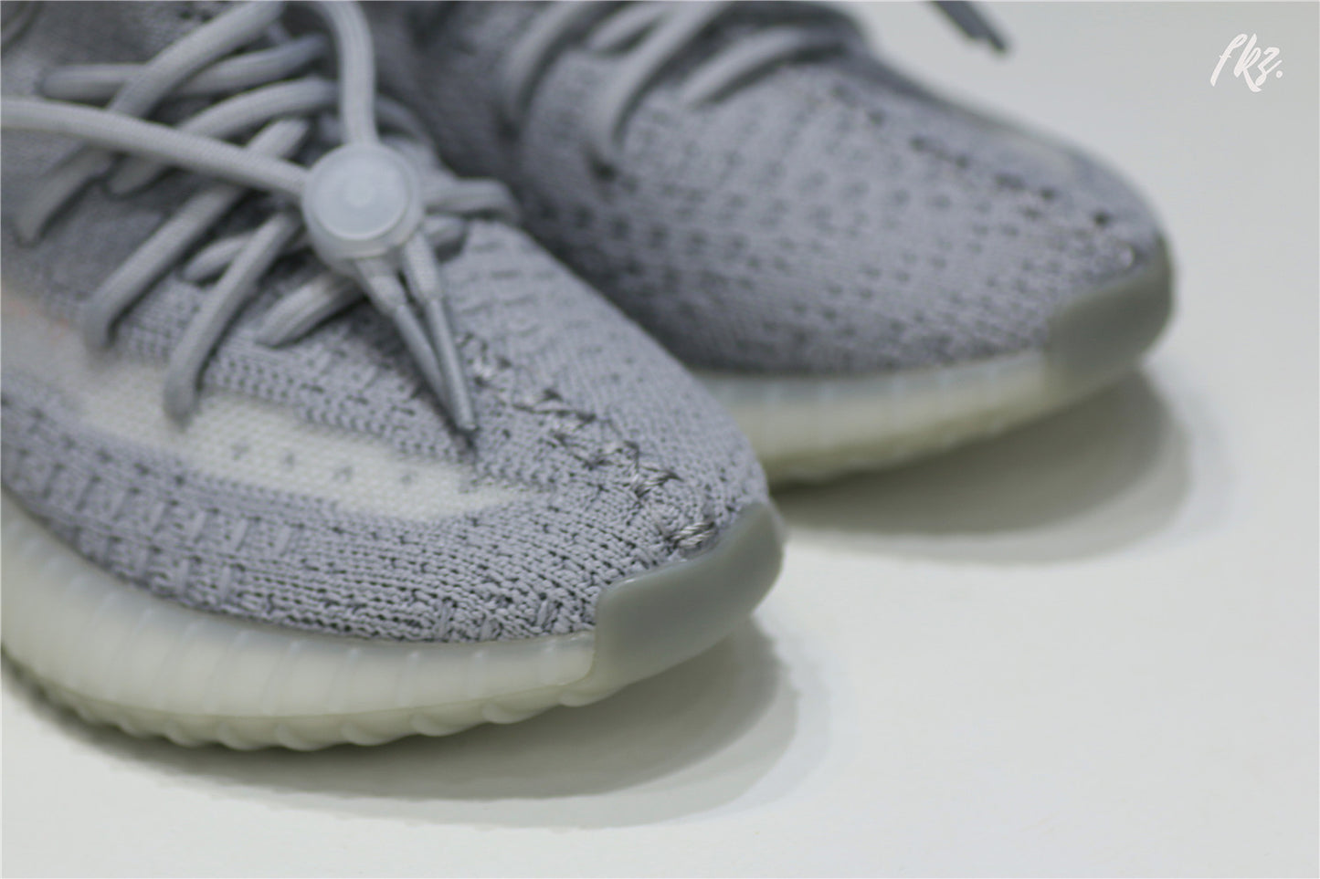 Yeezy 350 Boost Tail Light Kid (Ln5 A1)
