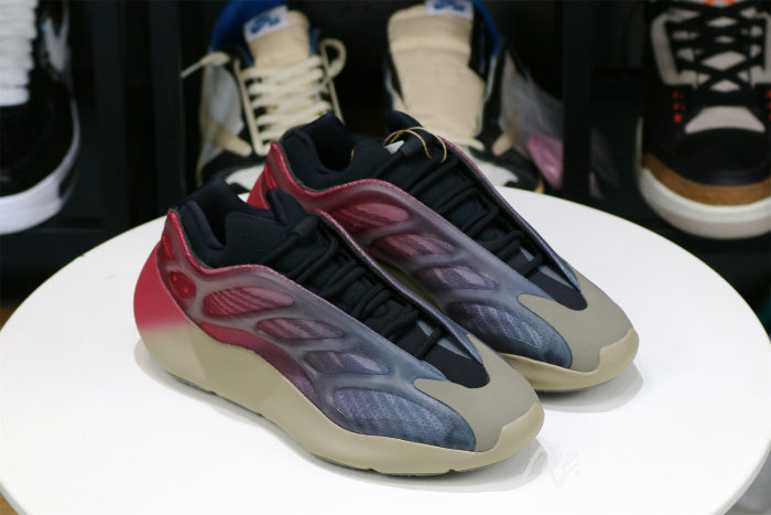 Yeezy 700 V3 Fade Carbon 2022