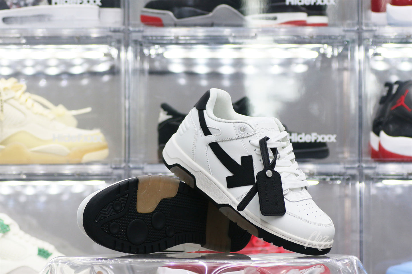 OFF-WHITE White & Black 'Out Of Office' Sneakers