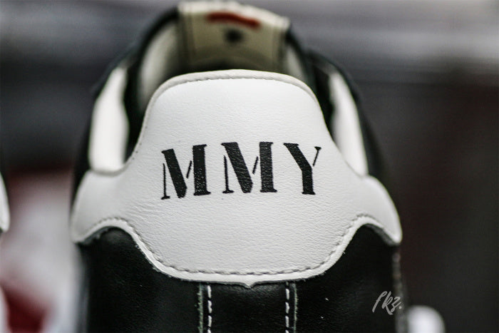 MaisOn Margiel@ Yasuhir0 Blakey logo-patch sneakers