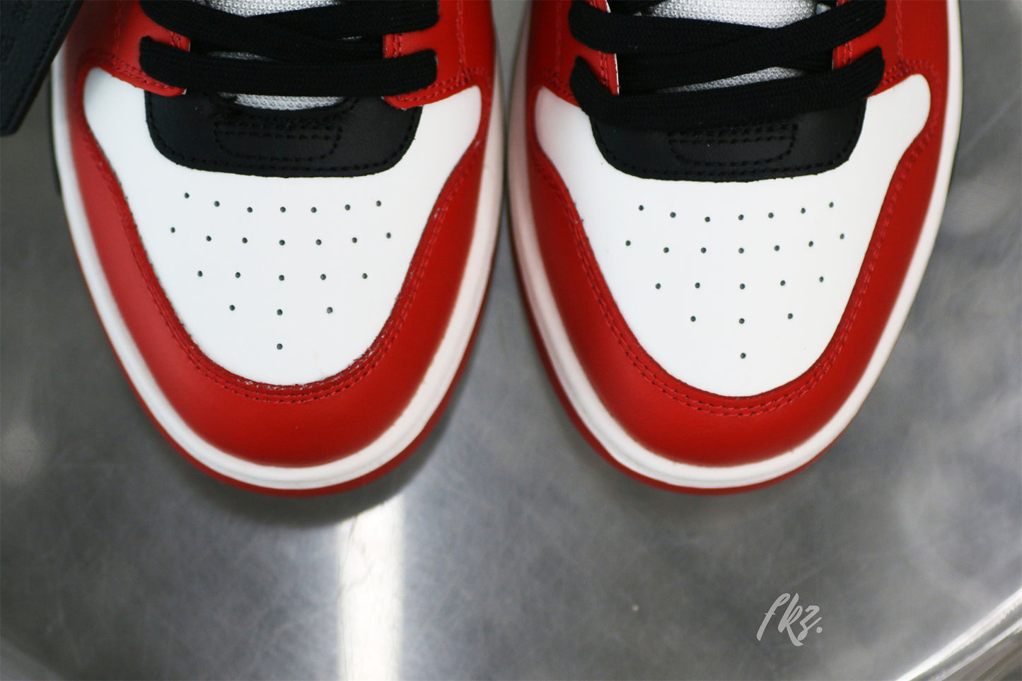 OFF-WHITE White & Black Red 'Out Of Office' Sneakers