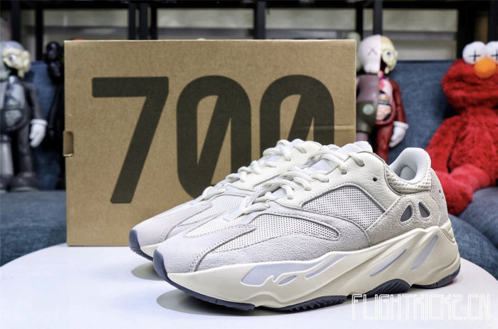 Yeezy Boost 700 Analog 2019