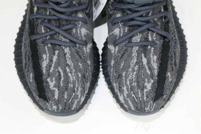 Yeezy Boost 350 V2 “Dark Salt” 2022