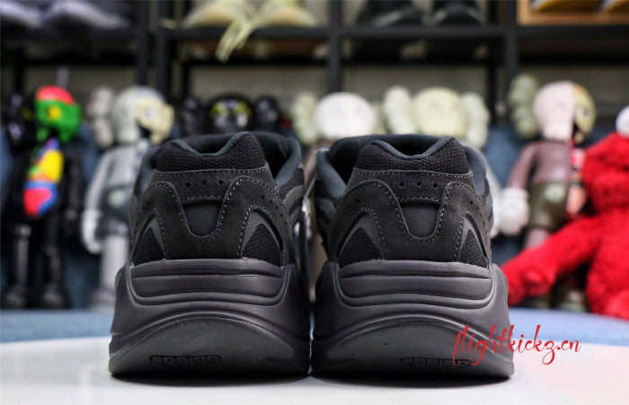 Yeezy Boost 700 V2 Vanta 2019