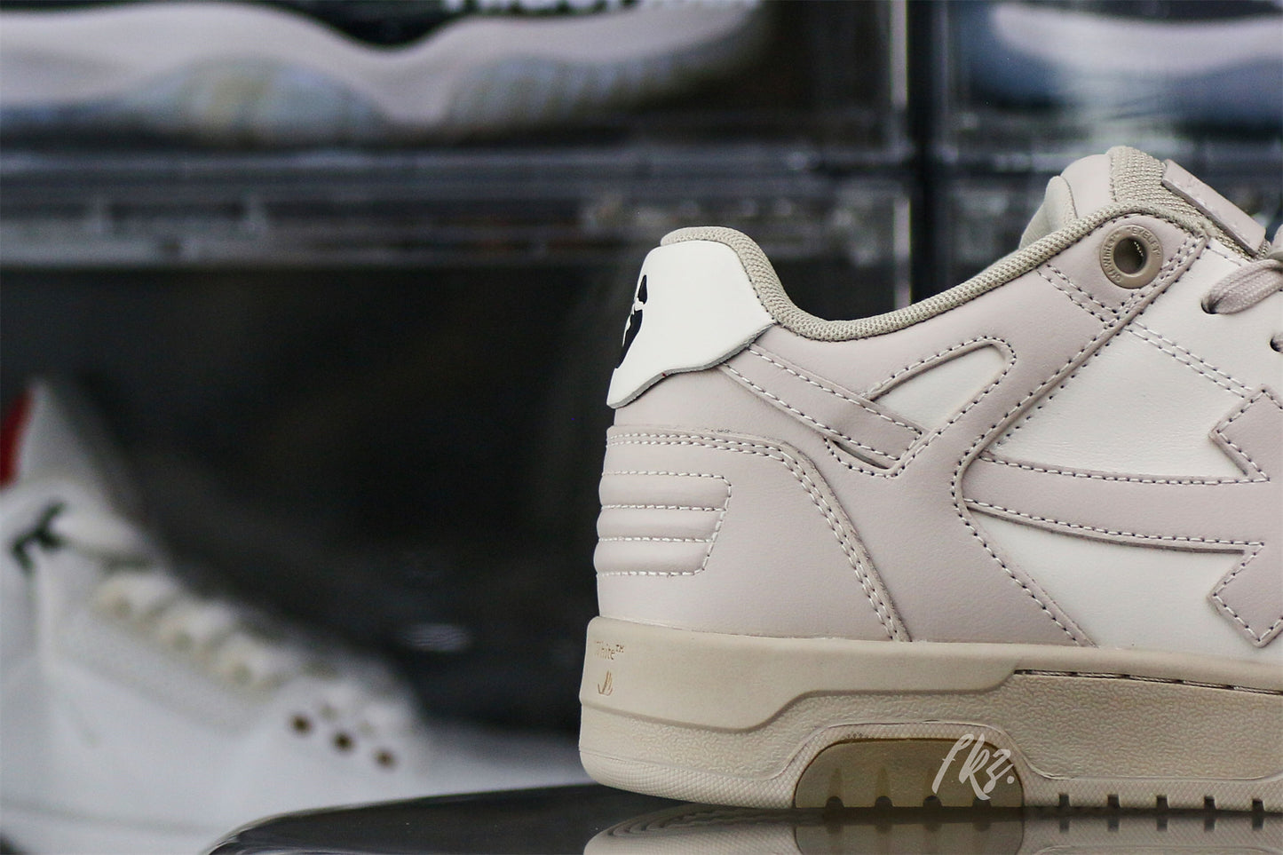 Off-White White & Beige 'Out Of Office' Sneakers