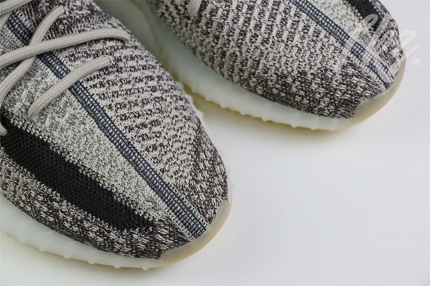 2020 Yeezy 350 V2 Zyon (Ln5 A1)