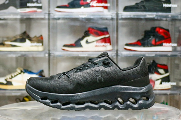 On Cloudtilt Black Eclipse