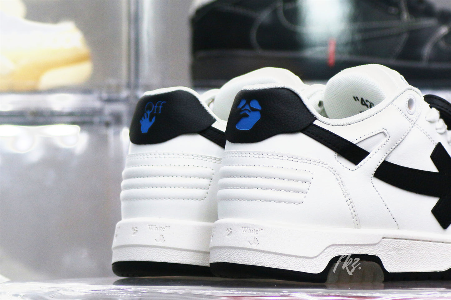 OFF-WHITE White & Black 'Out Of Office' Sneakers