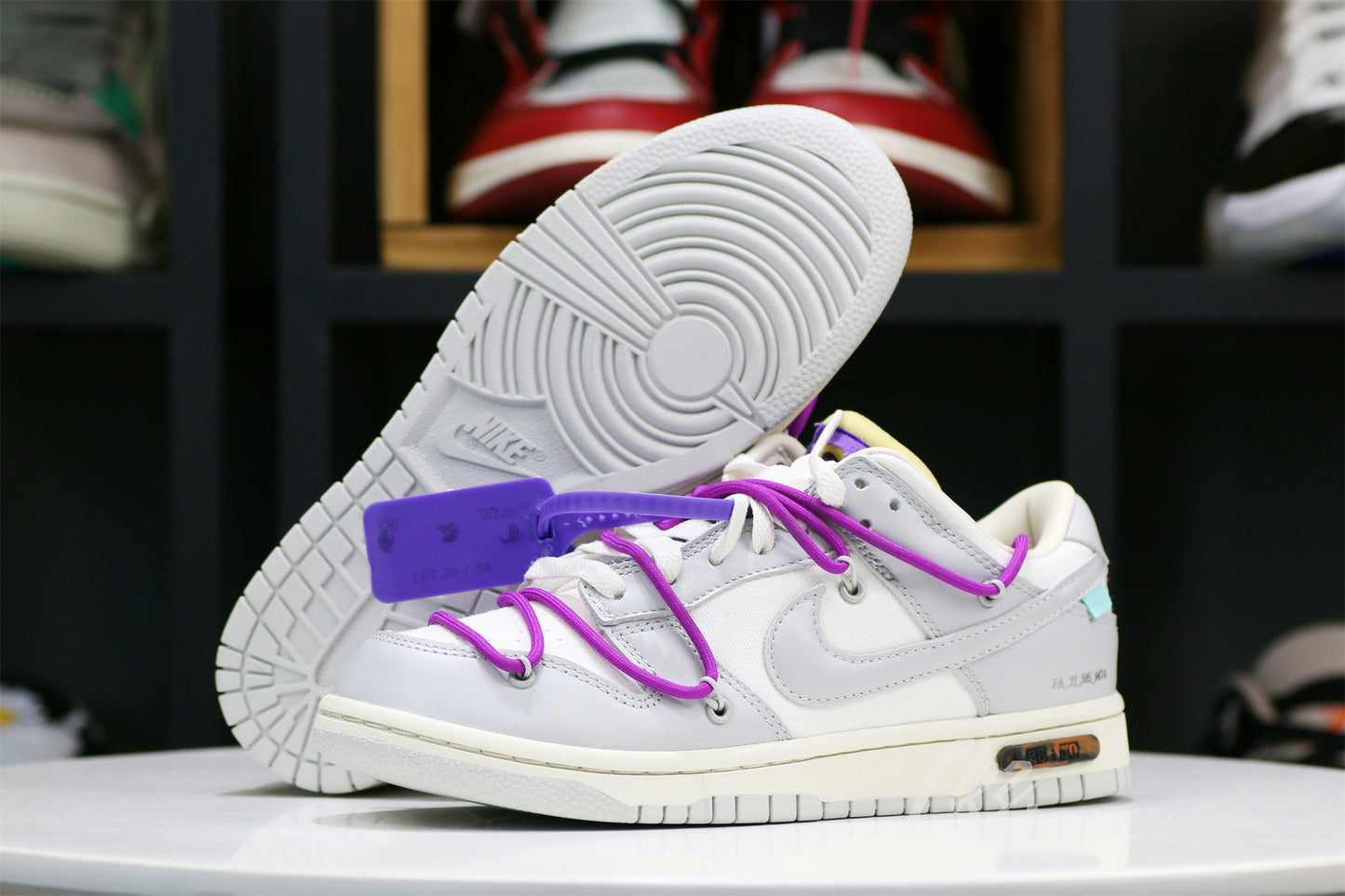 Nike Dunk Low Off-White Lot 28