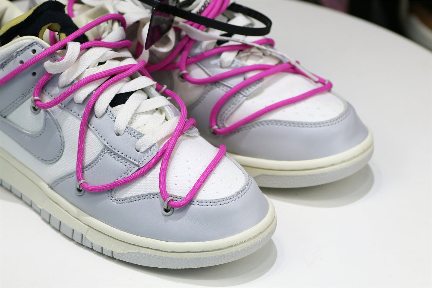 Nike Dunk Low Off-White Lot 30